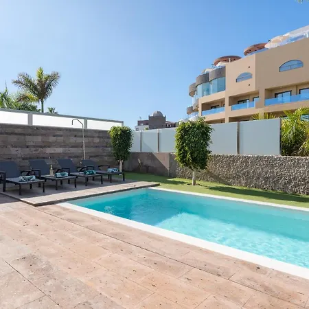 فيلة 6 Bed Villa Private Heated Pool @ 30º For Free *