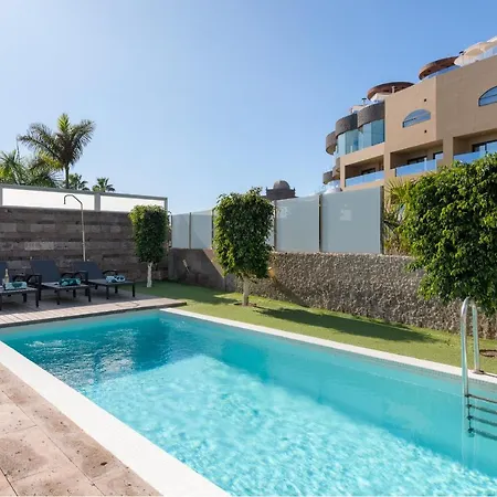 فيلة 6 Bed Villa Private Heated Pool @ 30º For Free *