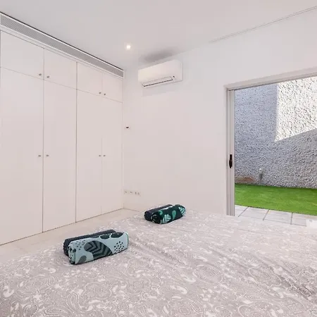 6 Bed Villa Private Heated Pool @ 30º For Free فيلة *